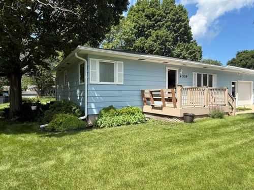 509 6th Ave S, Humboldt, IA, 50548-2220 | Card Image