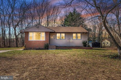 915 Maryland Ave, Deptford, NJ, 08096-5349 | Card Image