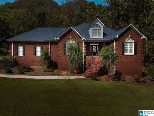 200 Quail Ridge Rd, Oneonta, AL, 35121-3047 | Card Image