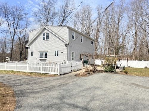 a-244 Crosby Rd, Berlin, MA, 01503-1641 | Card Image