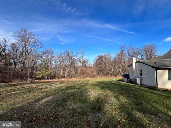 5280 Merry Oaks Rd, Home with 2 bedrooms, 1 bathrooms and null parking in THE PLAINS VA | Image 13