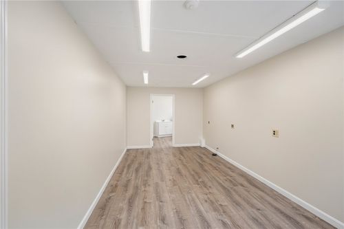 250 Manville Rd, Woonsocket, RI, 02895-5402 | Card Image
