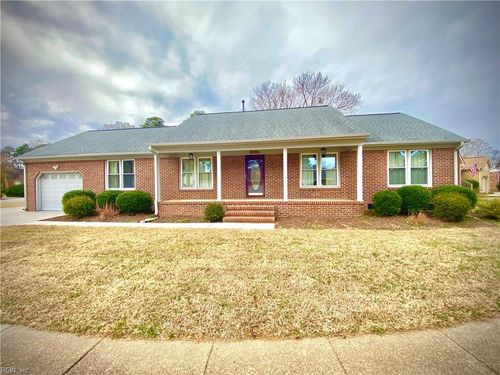 5232 Gale Dr, Virginia Beach, VA, 23464-4115 | Card Image