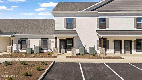 h-4411 Legends Way, Maryville, TN, 37801-9606 | Card Image