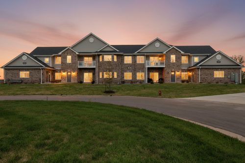 9200 66th Ave, Pleasant Prairie, WI, 53158-3279 | Card Image
