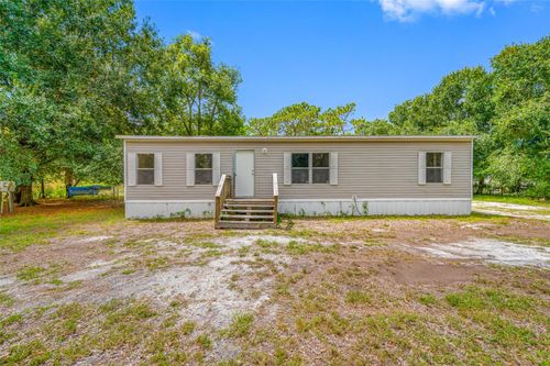 17650 Driftwood Ln, LUTZ, FL, 33558-8415 | Card Image