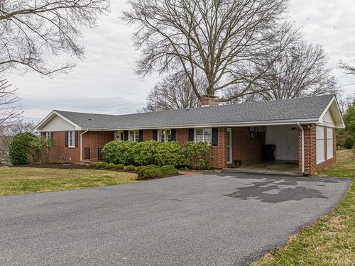 196 Crestview Dr, Abingdon, VA, 24210-2030 | Card Image