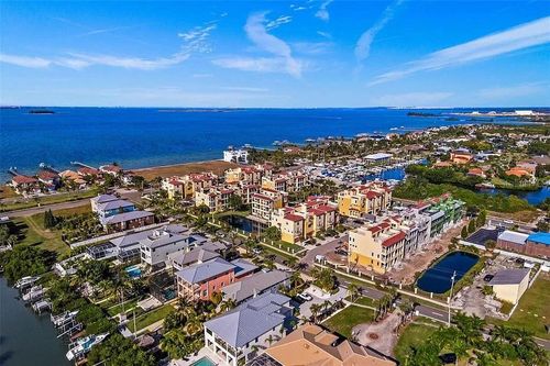 6418 Margarita Shores Ln, APOLLO BEACH, FL, 33572-3035 | Card Image