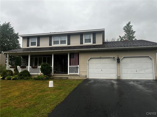 217 Ramblewood Dr, Deerfield, NY, 13502-6207 | Card Image