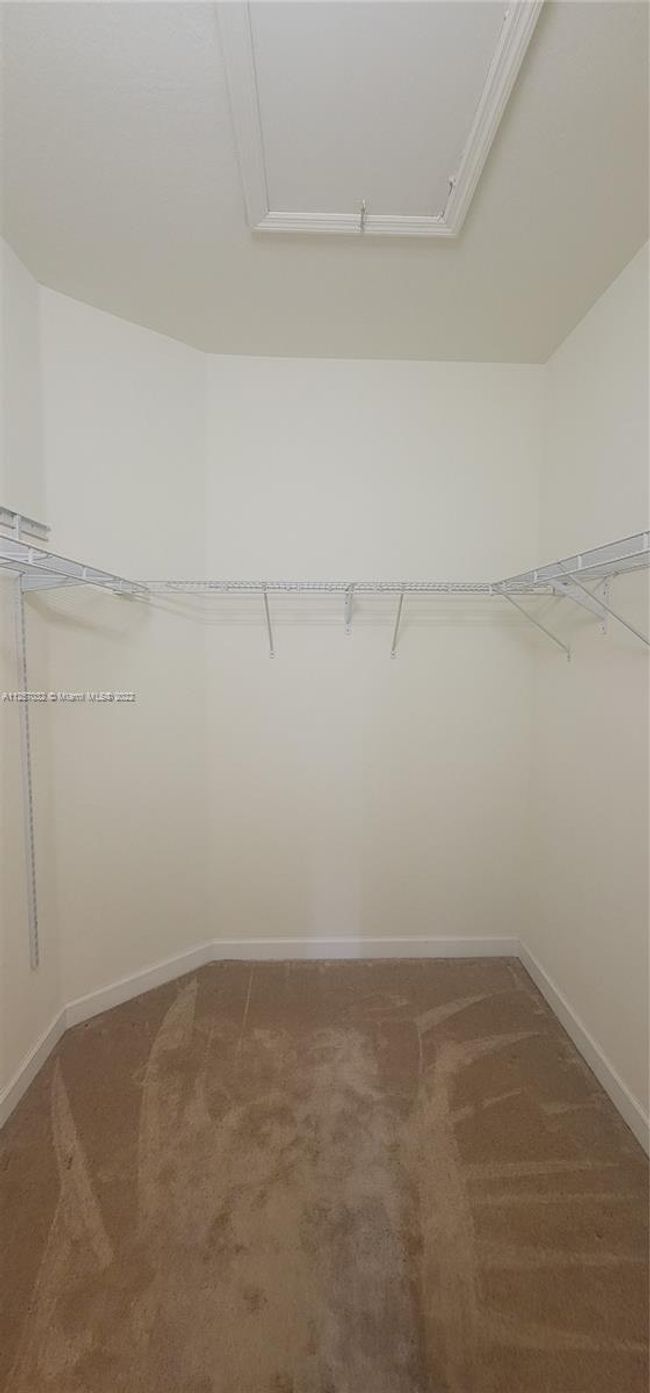 9339 - 9339 W 34 Th Ct, Townhouse with 3 bedrooms, 3 bathrooms and null parking in Hialeah FL | Image 17