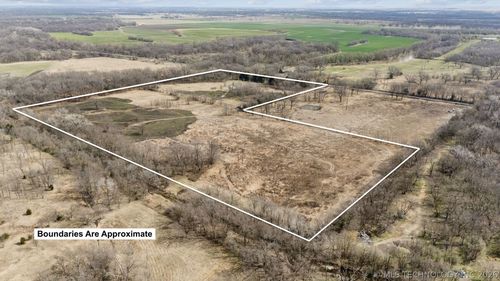 981 N Virginia Ave, Bartlesville, OK, 74003-1924 | Card Image