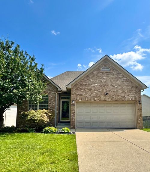 3008 Roundway Down Ln, Lexington, KY, 40509-8522 | Card Image