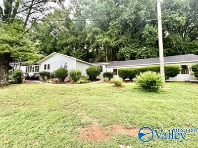 172 Day Drive, House other with 3 bedrooms, 2 bathrooms and null parking in Brownsboro AL | Image 2