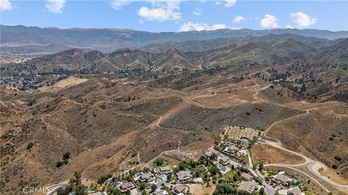 0 Valley Glen St, Castaic, CA, 91384-3248 | Card Image