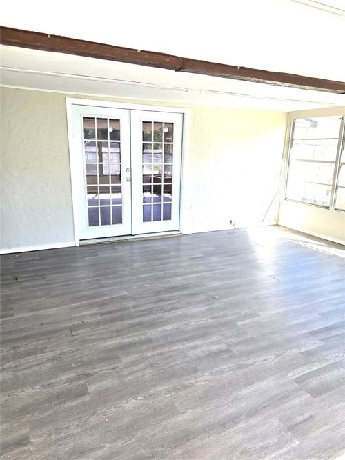 8805 N Normandale St, Fort Worth, TX, 76116-4820 | Card Image