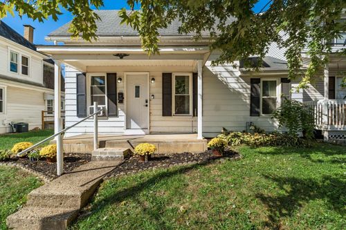 111 N High St, Baltimore, OH, 43105-1022 | Card Image