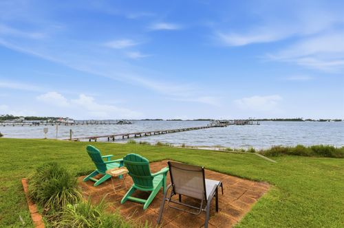 301-1695 W Hwy 98, Mary Esther, FL, 32569 | Card Image