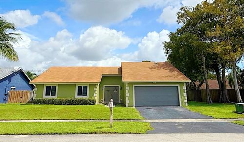 7952 Nw 51st Ct, Lauderhill, FL, 33351-5012 | Card Image