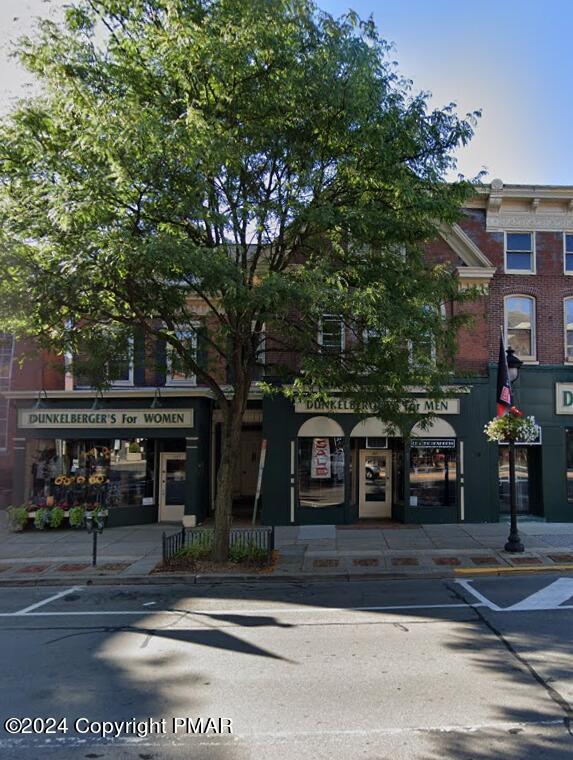 579 Main St, Stroudsburg, PA 18360