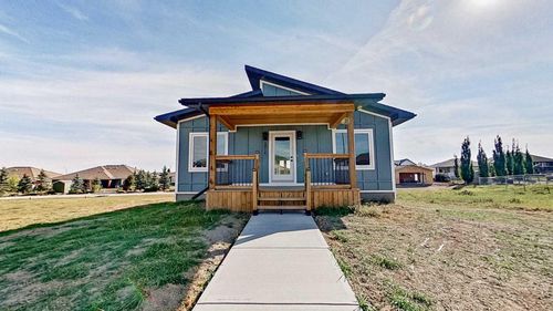 2014 31 Avenue, Nanton, AB, T0L1R0 | Card Image