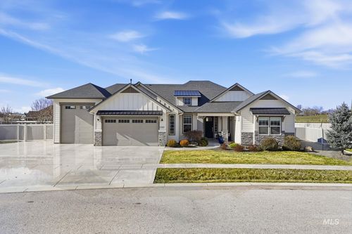 2301 Nordic Ave, Middleton, ID, 83644-6133 | Card Image