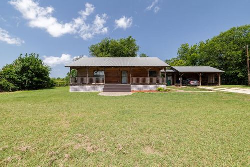 3106 S Main St, Taylor, TX, 76574-5517 | Card Image