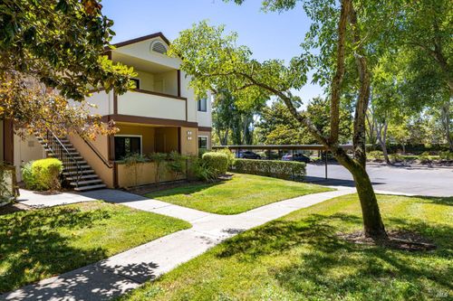 57-8201 Camino Colegio, Rohnert Park, CA, 94928-8140 | Card Image