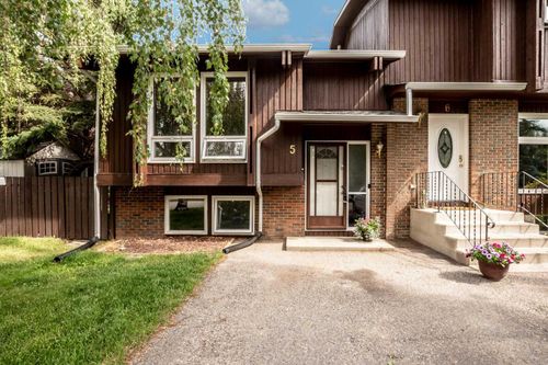 5 Pekisko Rd Sw, High River, AB, T1V1C6 | Card Image