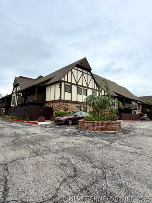 e223-2224 S Boston Ave, Tulsa, OK, 74114-1168 | Card Image