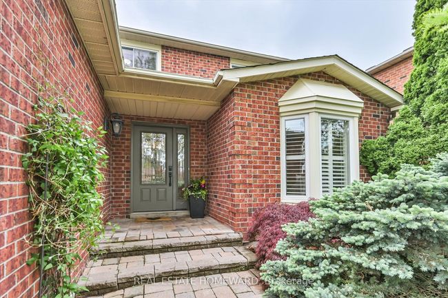 1221 Grandview Dr, House other with 5 bedrooms, 4 bathrooms and 4 parking in Oakville ON | Image 4