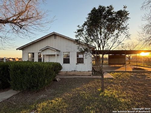 1520 County Road 2005, Pearsall, TX, 78061-5416 | Card Image