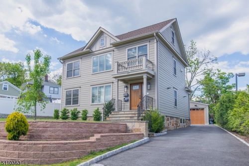 109 Springfield Ave, Summit, NJ, 07901-4093 | Card Image