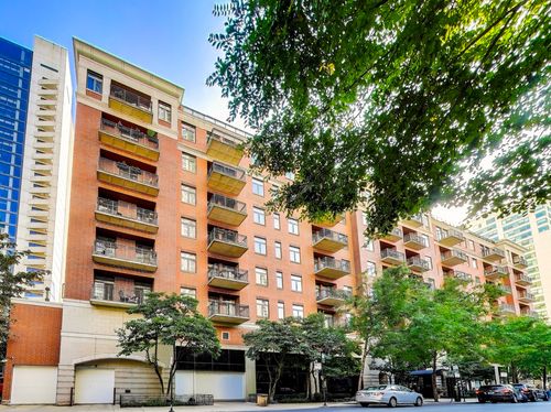 apt-412-33 W Huron St, Chicago, IL, 60654-3774 | Card Image