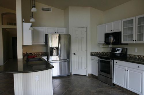1393 W Hopi Dr, Chandler, AZ, 85224-7220 | Card Image