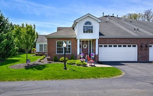 4804 Senate Ct, Valencia, PA, 16059-3928 | Card Image