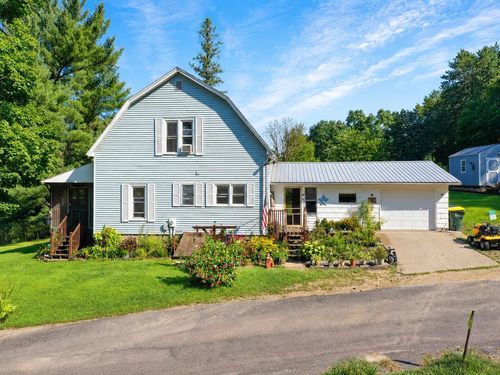 11832 3rd Street, SOLDIERS GROVE, WI, 54655 | Card Image
