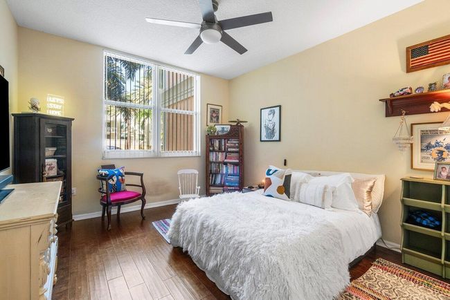 APT-201 - 804 E Windward Way, Condo with 3 bedrooms, 2 bathrooms and null parking in Lantana FL | Image 12