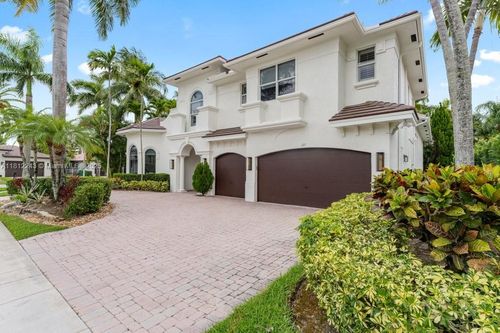 127 Swan Ave, Plantation, FL, 33324-2116 | Card Image