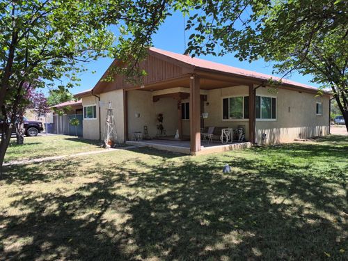 1031 San Ildefonso St, Espanola, NM, 87532-3231 | Card Image