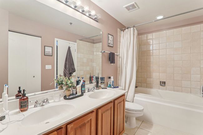 APT-207 - 2911 N Western Ave, Condo with 2 bedrooms, 2 bathrooms and 1 parking in CHICAGO IL | Image 20