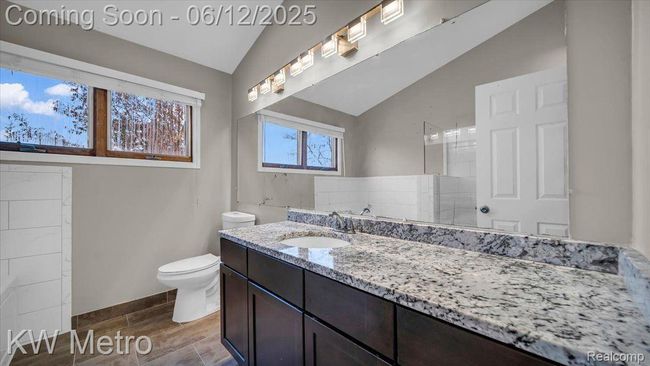 4013 Foxpointe Dr, Condo with 2 bedrooms, 3 bathrooms and null parking in West Bloomfield MI | Image 14