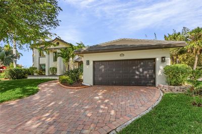 9834 Red Reef Court, House other with 4 bedrooms, 3 bathrooms and null parking in Fort Myers FL | Image 3