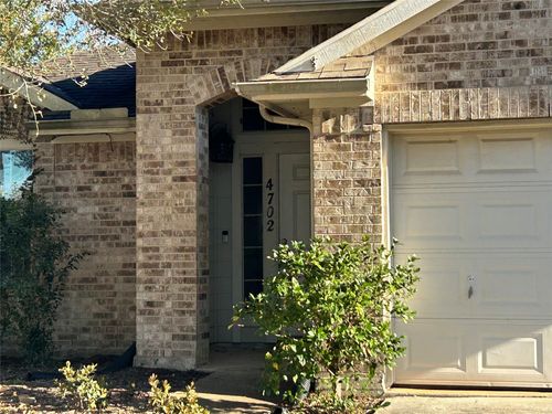 4702 Buescher Ct, Pearland, TX, 77584-1284 | Card Image