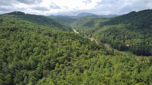 7 Sequoia Hills Ln, Clayton, GA, 30525-5990 | Card Image