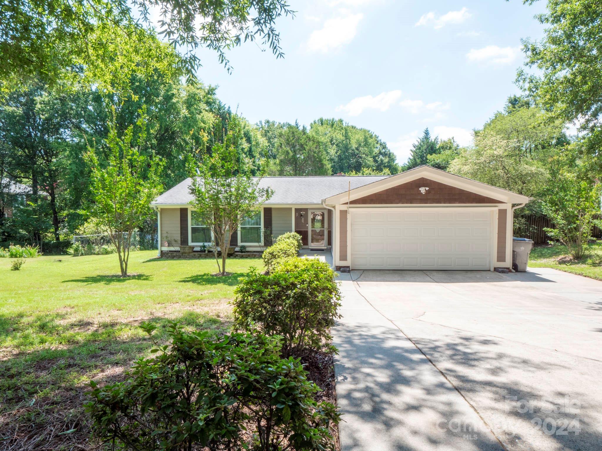 Sweetgum Ln, Charlotte, NC 28211