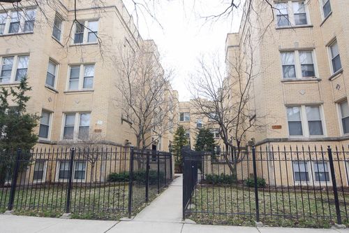 3d-4311 N Francisco Avenue, Chicago, IL, 60618 | Card Image