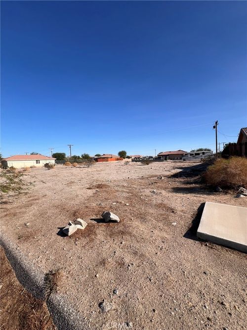 1291 Coral Ave, Thermal, CA, 92274-8573 | Card Image