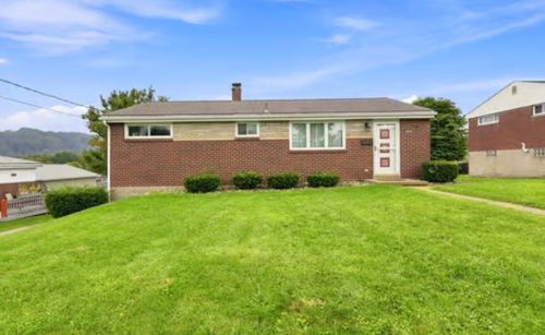 3020 Mintwood Dr, Lower Burrell, PA, 15068-3457 | Card Image