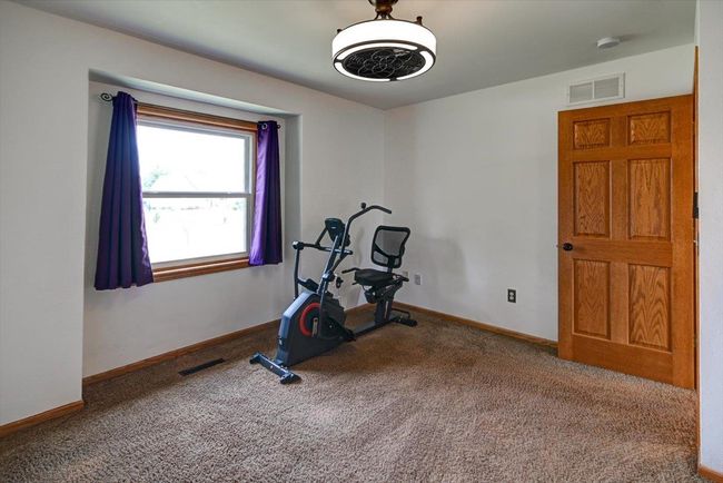 830 Violet Ln, House other with 5 bedrooms, 3 bathrooms and null parking in Oregon WI | Image 30
