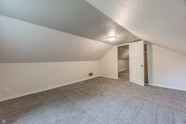 Upper bedroom 2 | Image 37